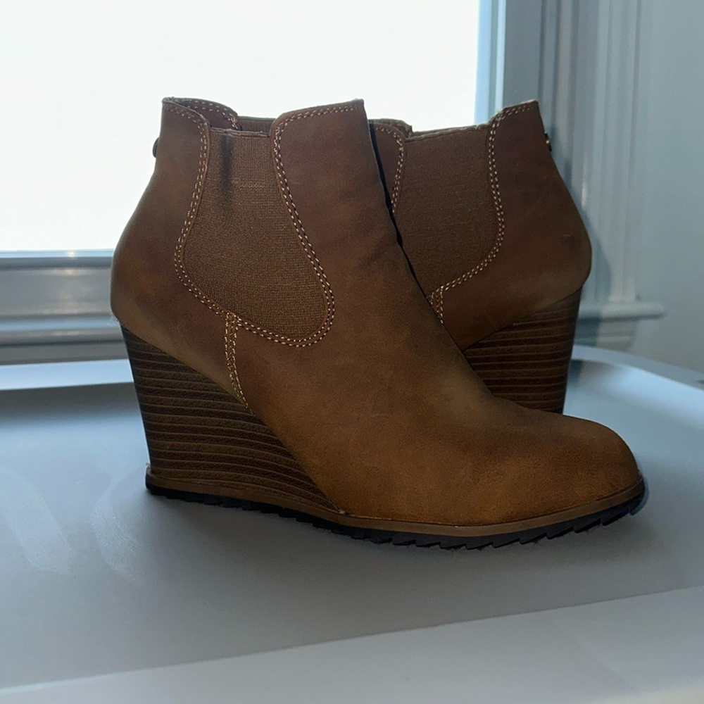 Nautica wedge booties, size 7